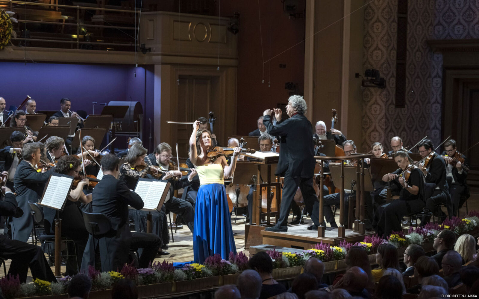 Czech Philharmonic, Semyon Bychkov, Lisa Batiashvili: Beethoven, Strauss