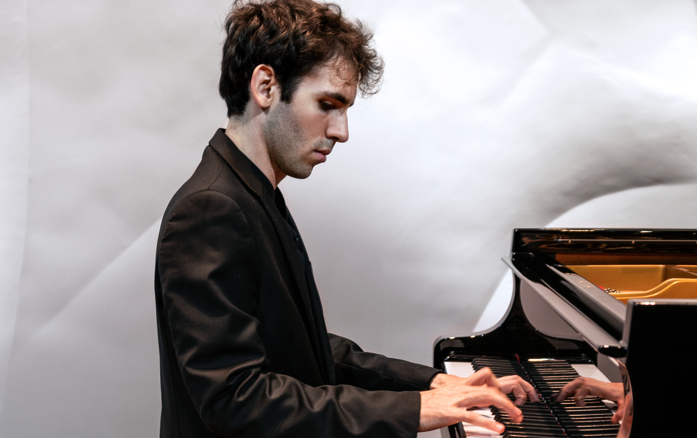 Alexandre Kantorow at the Philharmonie de Paris: Brahms, Schubert